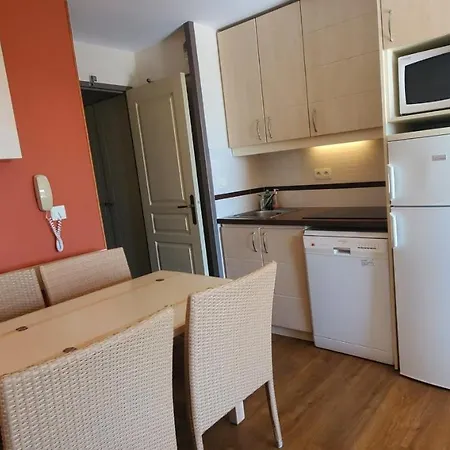 Apartment Comfortable Nest With Pool And Sea View *